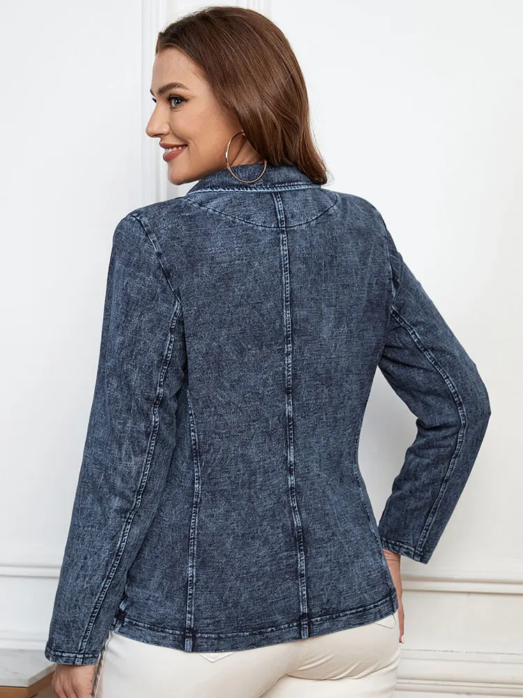 Women's plus Size Casual Denim Jacket Loose Fit Classic Style Button Detailing Long Sleeve Blue Outerwear