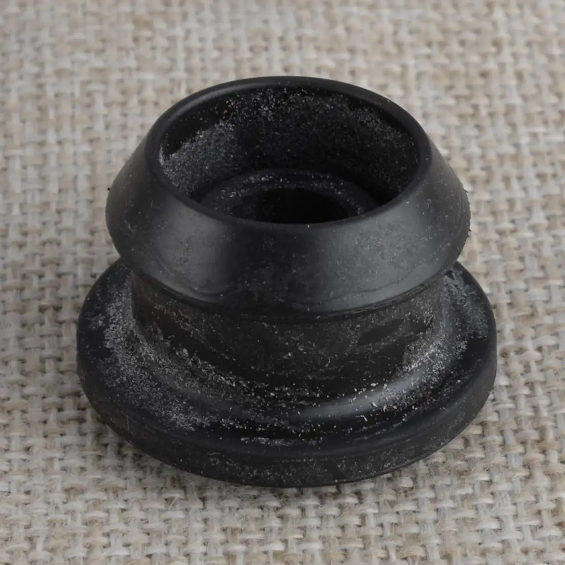 26356064 2Pcs Air Cleaner Body Upper Rubber Insulator Housing Mount Grommet Fit For GM Chevrolet Buick Cadillac 9129705