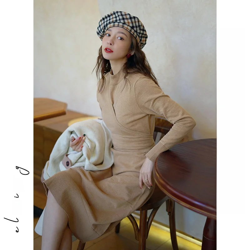 

Оригинальная винтажная облегающая футболка Elwing цвета кэмел для женщин, осенний базовый свитер Camere Dr