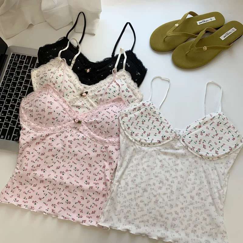 توب نسائي صيفي قصير مثير بتصميم أمريكي عتيق من الدانتيل الأسود المزهر، ضيق ومناسب للجسم مع حشوة صدر، بلوزة متعددة الاستخدامات...