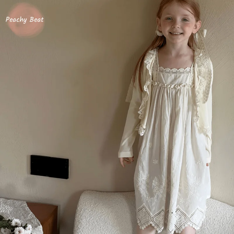 

Платье детское хлопковое кружевное без рукавов с цветочной вышивкой