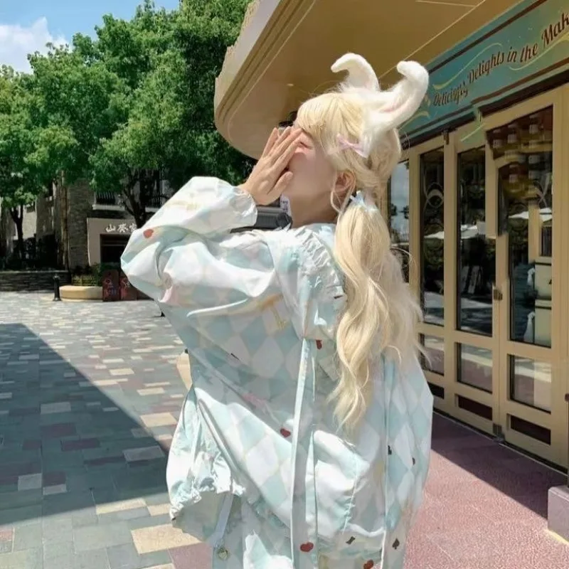 2026 New Women's Clothing Summer Niche Temperament Commuting Sweet Fresh Cute Printed Fashion Sunscreen Clothes Popular Coat