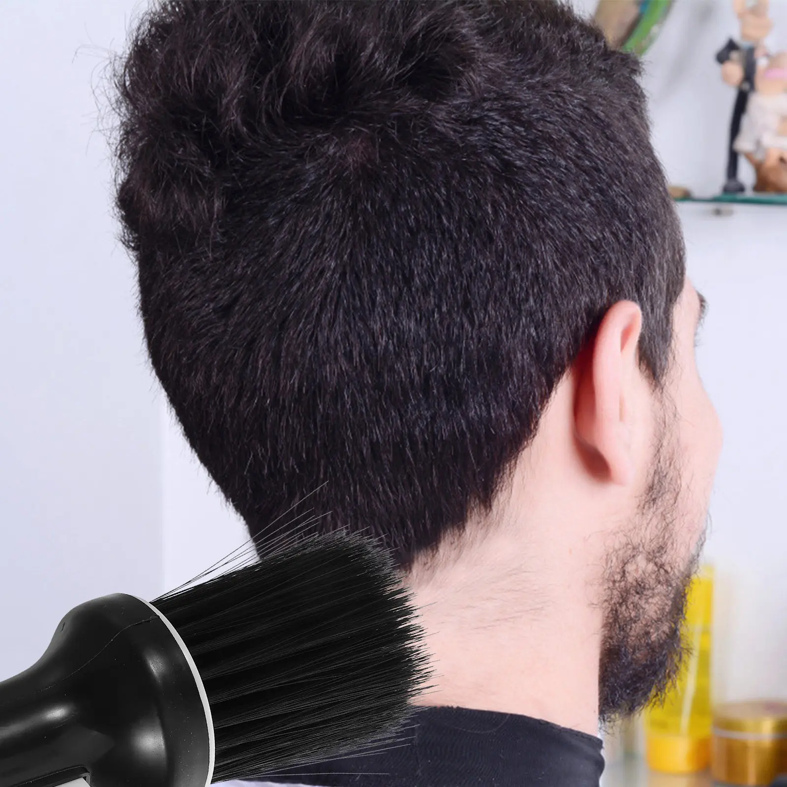 

Щетка для удаления волос для мужчин: для чистки шеи и лица, с мягкой щетиной, эргономичный дизайн, для удаления перхоти и остриженных волос, для салонов