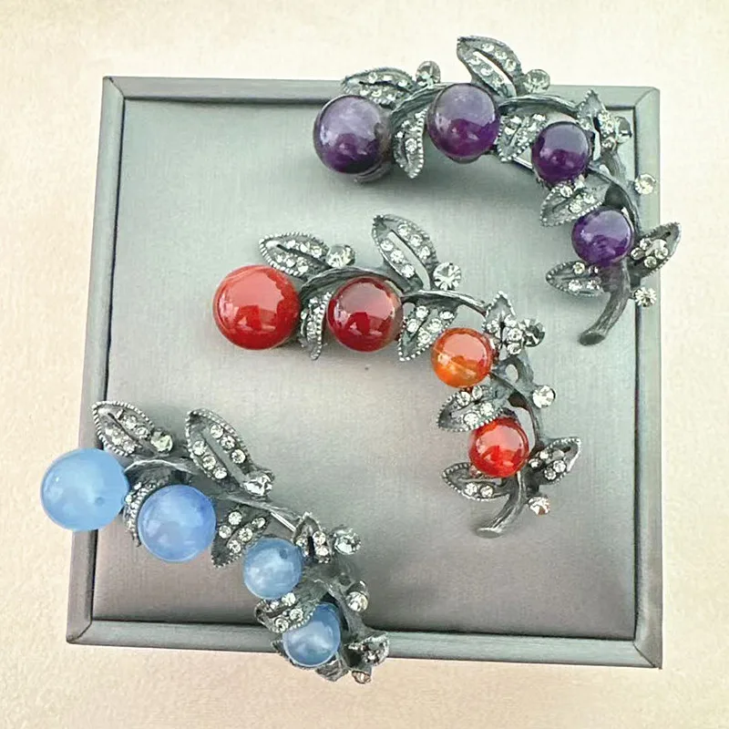 Color/Blue/Purple/Red Flower Brooches Autumn/Winter Coat Pin Classic Vintage Rhinestone Design Badges