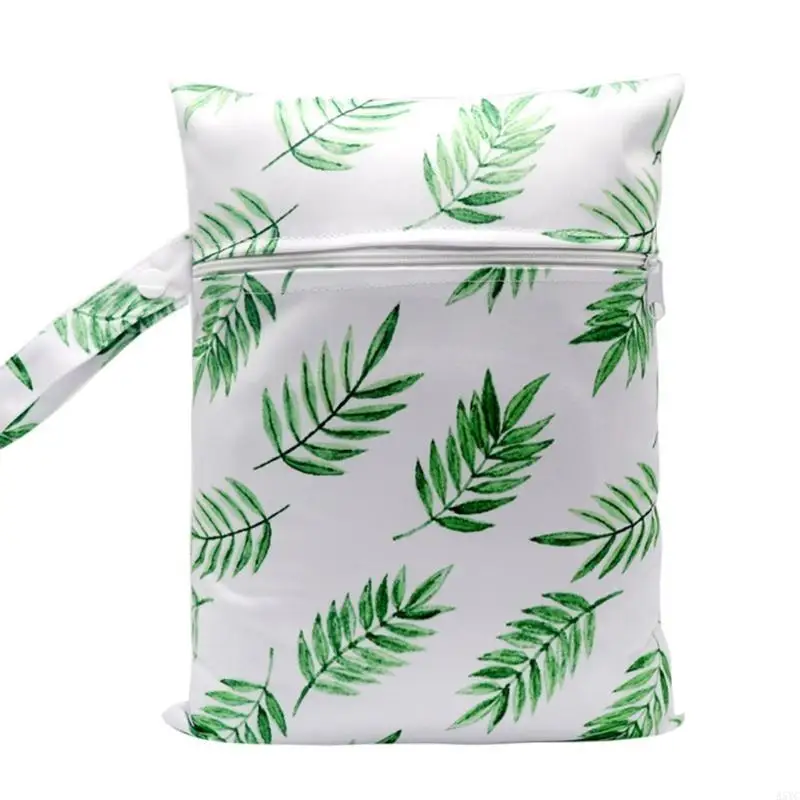 A5YC Compact & Lightweight Baby Diaper Bag Cartoon Print Wet Dry Nappy Storage Bag with Handle for Fashionable Parents