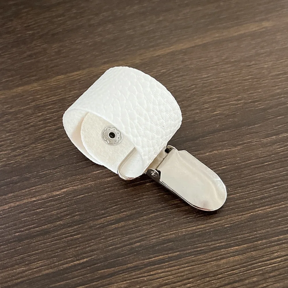 Hot Sale PU Leather Hat Clip Portable Practical Duck Clip Kids Aduit Bag Luggage Clip Traveling