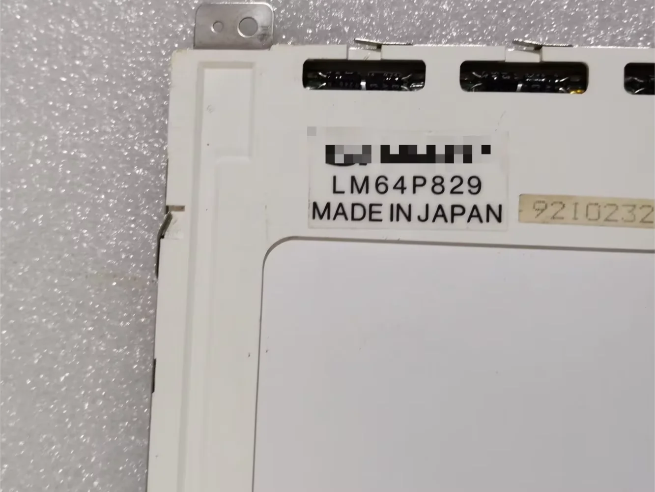 100% оригинальный ЖК-экран LM64P829