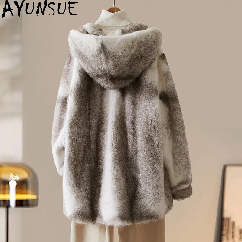 AYUNSUE معطف فرو المنك الطبيعي امرأة 2025 معاطف الشتاء مقنعين ملابس النساء الكورية نمط ملابس عصرية امرأة Pelzmantel Damen