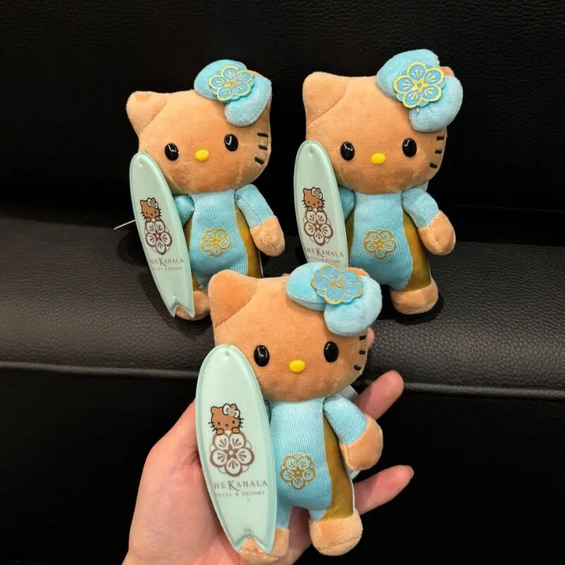 HAPIMAG Kahala Hello Kitty Plush Bag Charm Hawaii Tan Skin Surfboard Stuffed Doll Pendant Backpack Hanging Decor Ornament