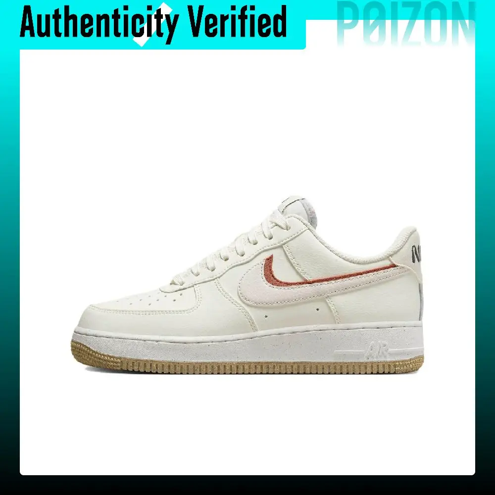 Zapatillas Nike Air Force 1 para mujer, modelo Skate, de caña baja, color crema y rojo, DX6065-101.