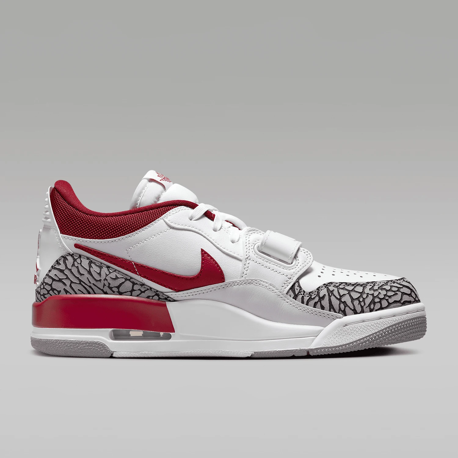 Nike Authentic Current Season – Women'S Shoes Nike Jordan Bewertung und Preis