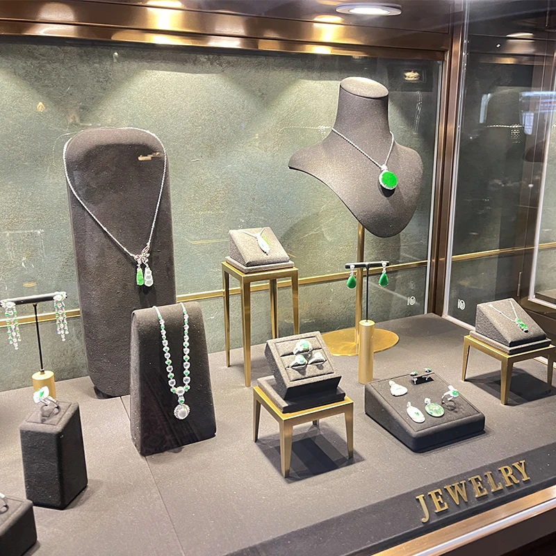 

Jewelry Exhibitors Display Props Stand Metal Rack Grey Microfiber Set Window Showcese Modle Necklace Earrings Rings Organizer