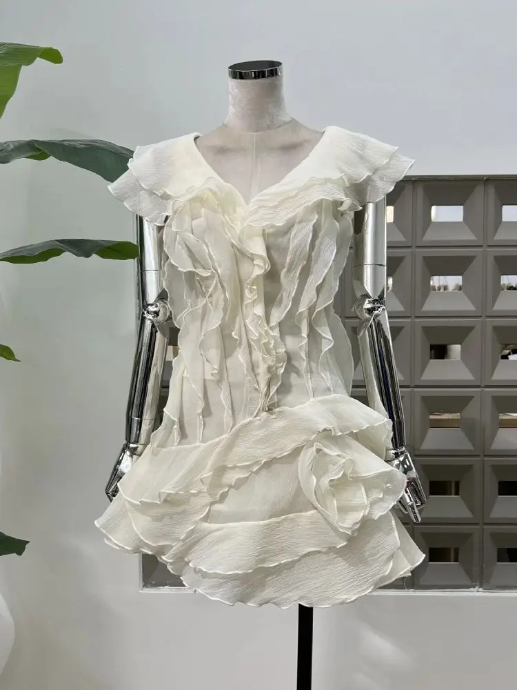 

2025 Summer Design V Neck Tie Up Off Shoulder Ruffled Short Dress Sexy Open Back Elegant Birthday Celebrity Party Gowns Vestidos