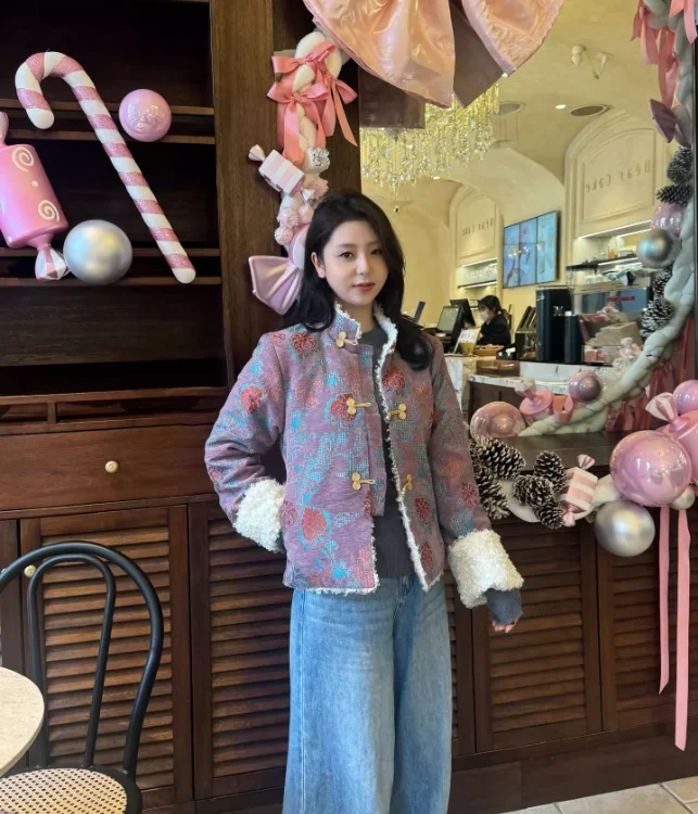 

Китайская женская плюшевая зимняя одежда Xizang, короткое пальто с высокой талией и принтом