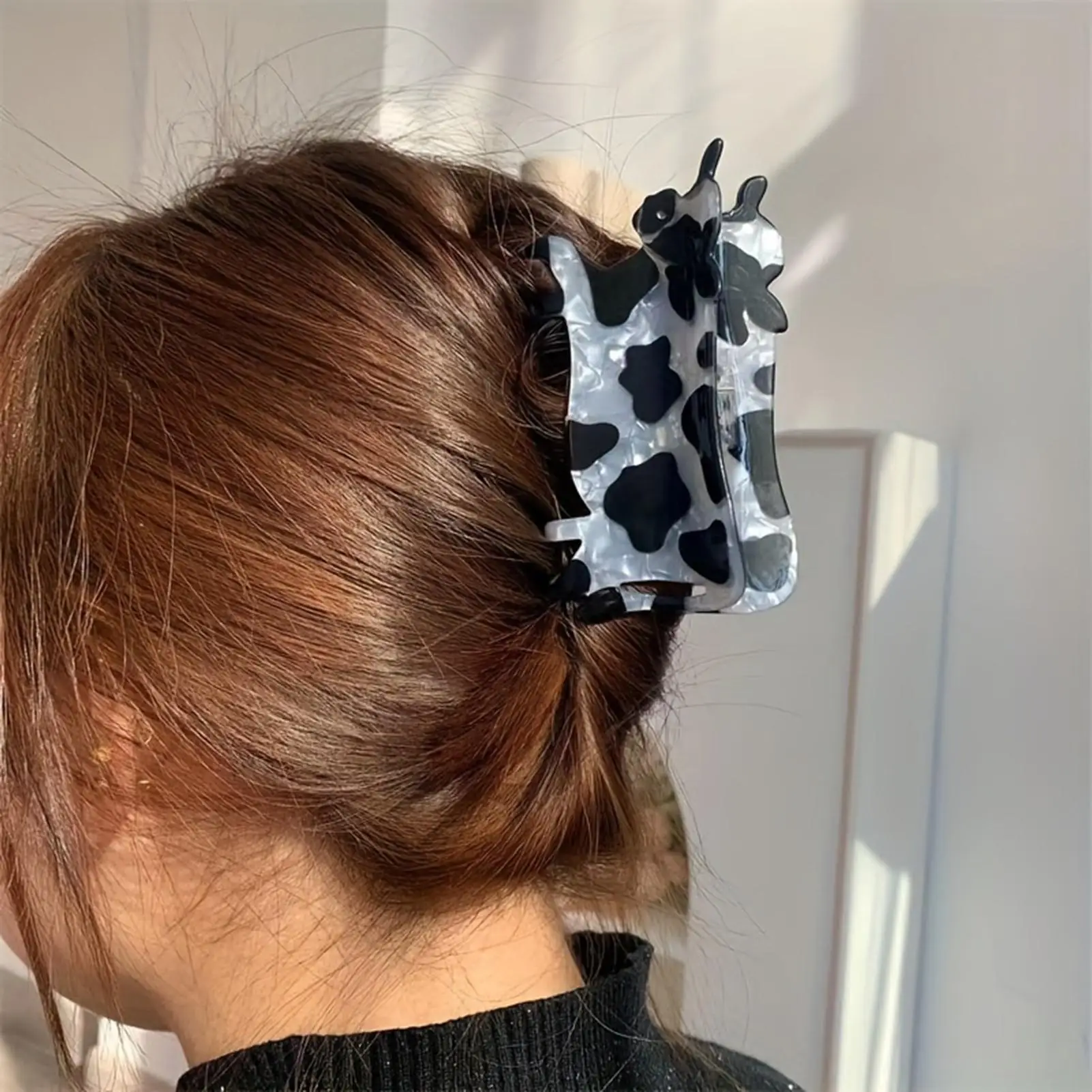 

Fun Hair Clips Black and White Design Hair Claw Cow Acrylic Hair Claw Clips Hair Accessories for Women Girls Hair styling