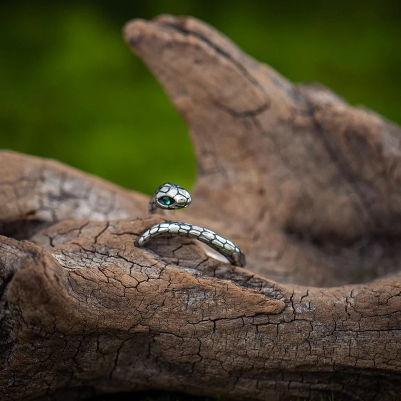 925 Sterling Silver Vintage Snake Shaped Ring Korean Version Fashionable Exquisite Jewelry Gift Elegant Finger Ring for Women