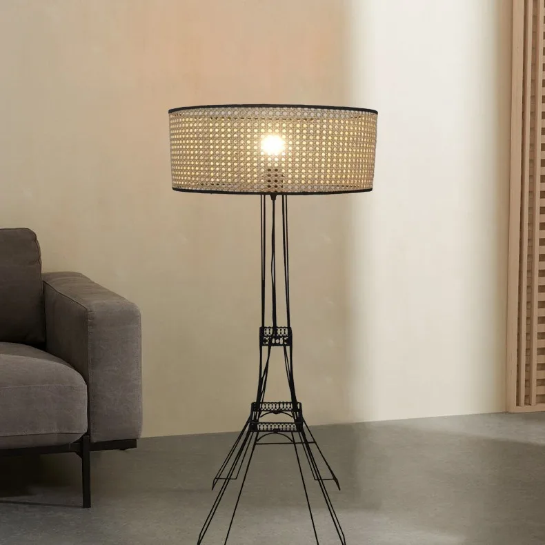 Designer Luxury Rattan Lamp Retro Living Room Bedroom Floor Lamp New Chinese Style Led Tower Floor Lamp