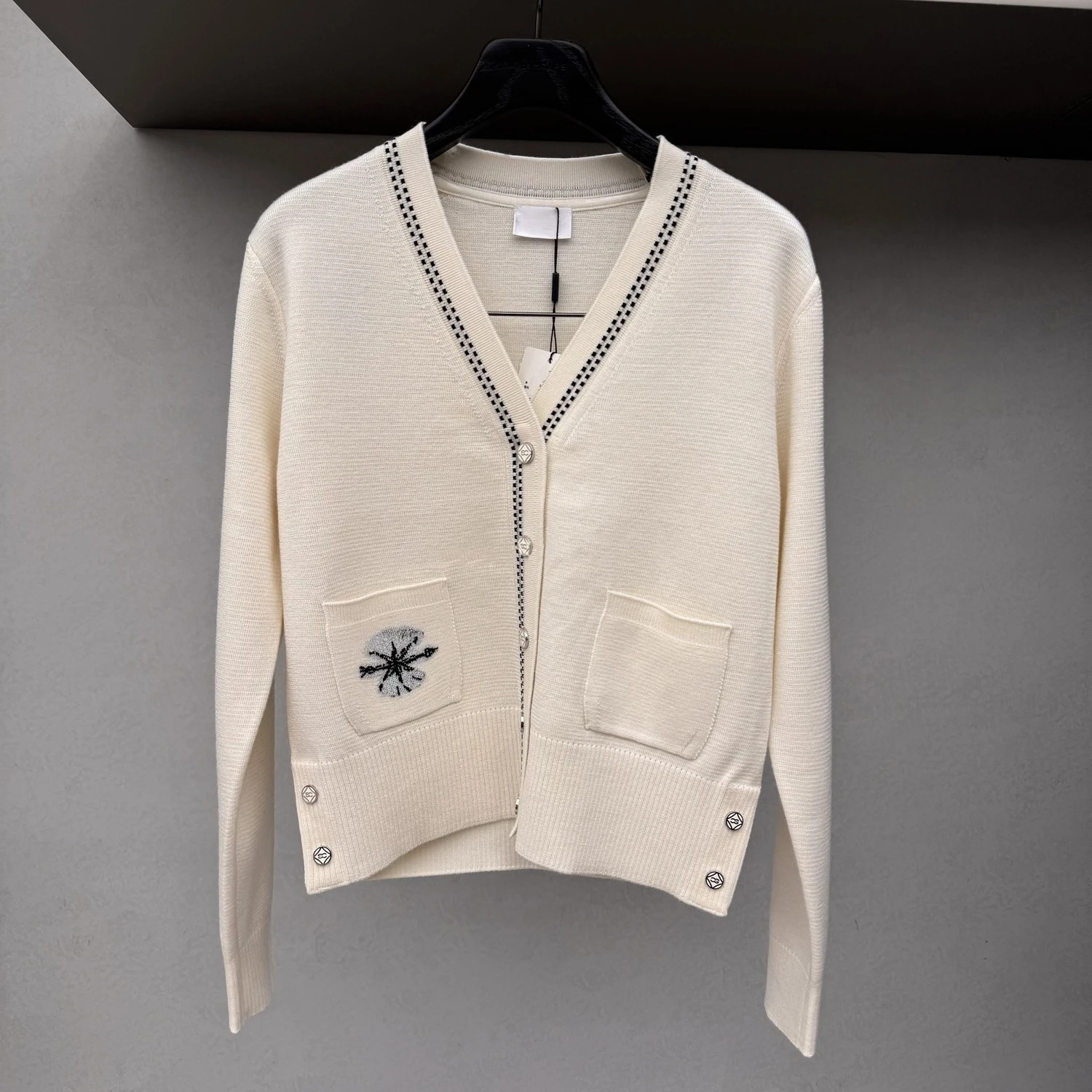 Women's Golf Knit Jacket 2026 Fall New Korean Style V-Neck Long Sleeve Stretch Warm Logo Breathable Soft Casual Lightweight Chic