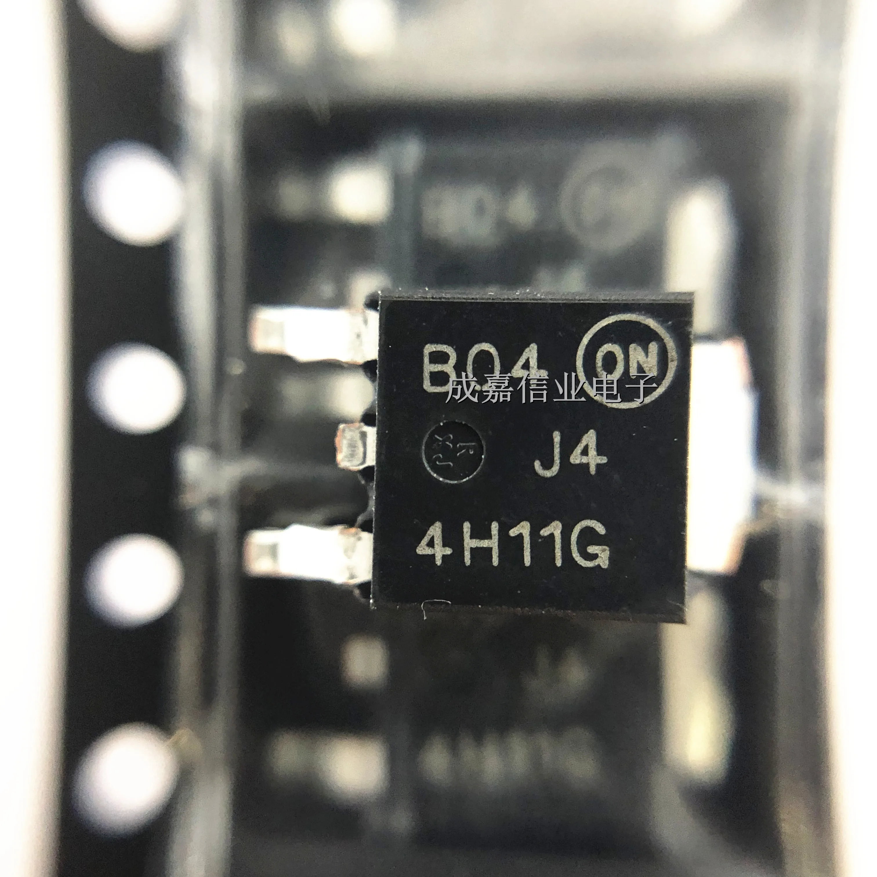 

10pcs/Lot MJD44H11T4G TO-252-2 MARKING;4H11G Bipolar Transistors - BJT 8A 80V 20W NPN Operating Temperature:- 55 C-+ 150 C