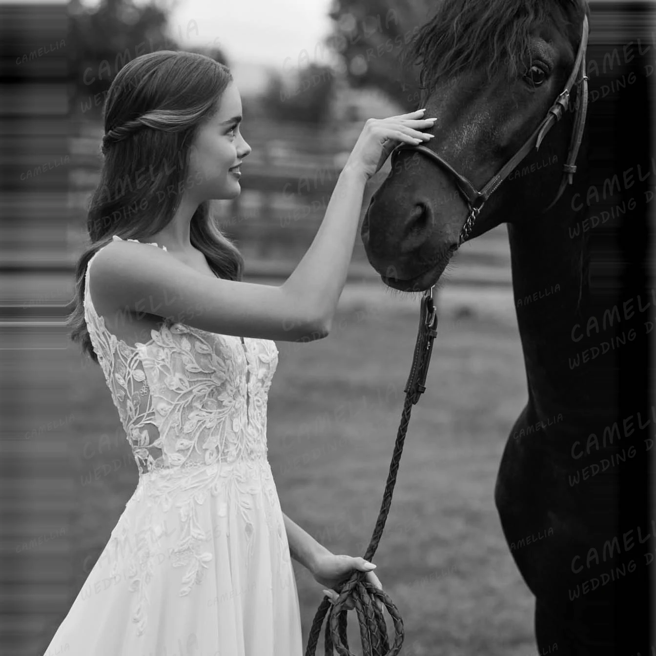 Graceful Wedding Dresses Women's A Line Applique Sleeveless Backless Bridal Gowns 2025 Vestidos Customized فساتين سهرة