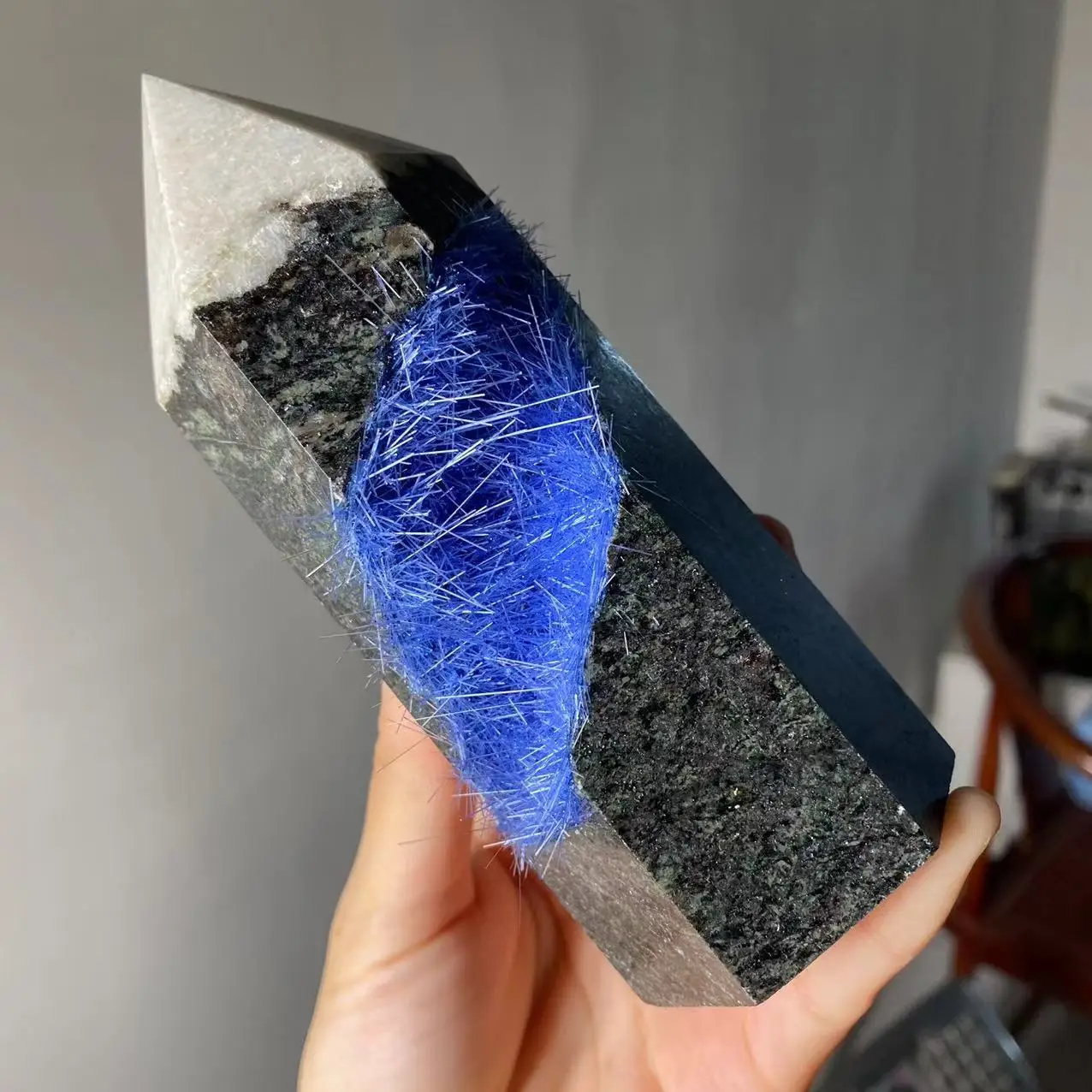 

Natural Blue Hair Crystal Goethite, Six-Sided Tower, Room Office Decoration, Gifts, Reiki Healing,