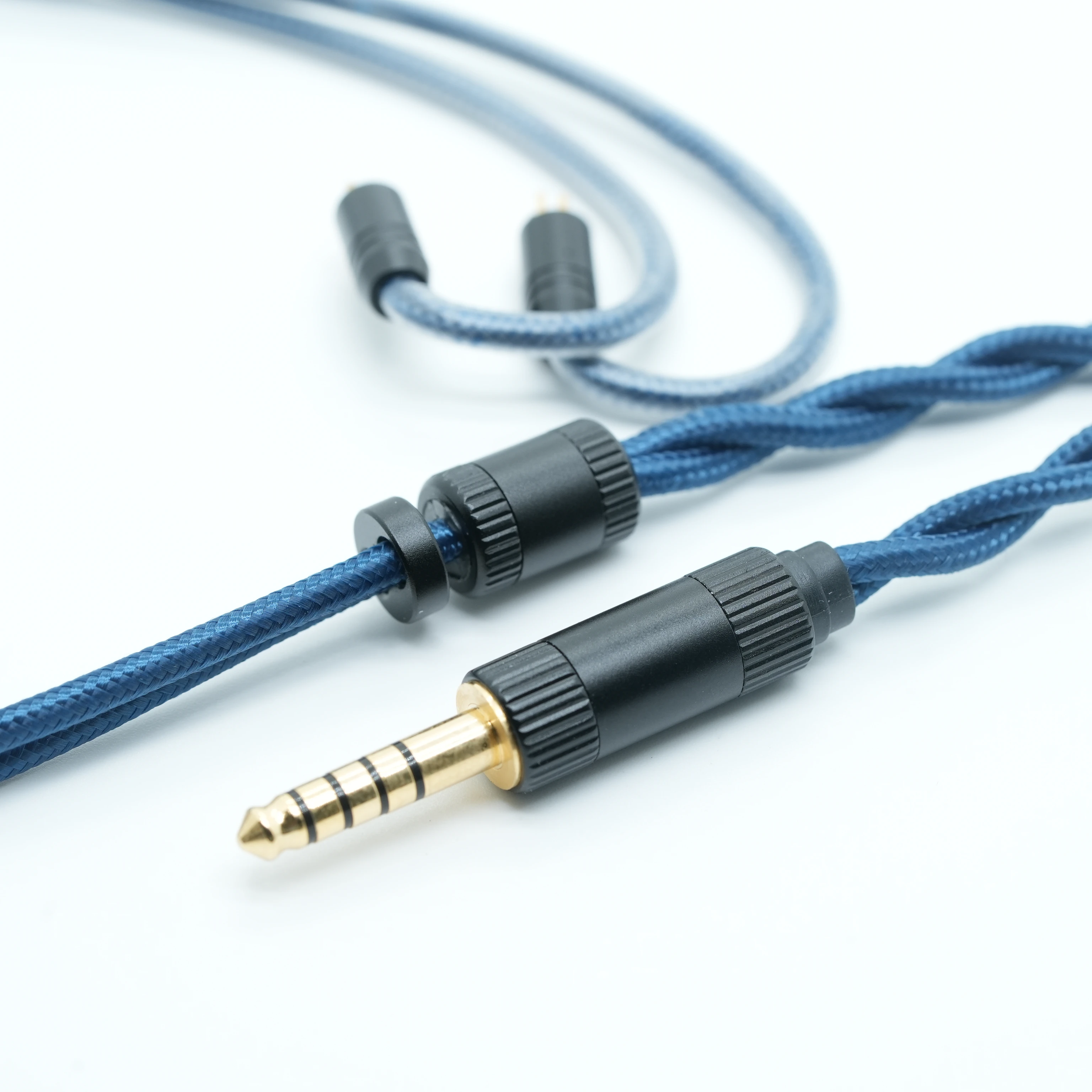 XINHS-024 Single Crystal Copper Silver Plated 2-Core HiFi Earphone Upgrade Cable 2PIN QDC TFZ Connector Suitable For TFZ MY LOVE