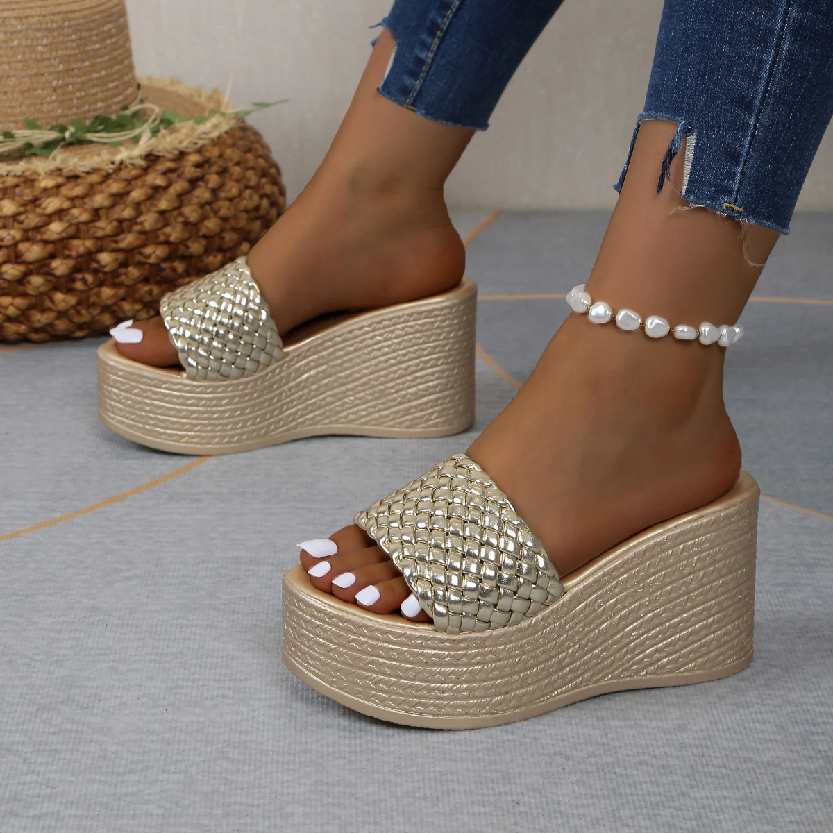 Wedges Slippers for Women Platform Sandals Woman Summer Chunky Platform Wedge Heels Sandals Woman Light Thick Sole Beach Shoes