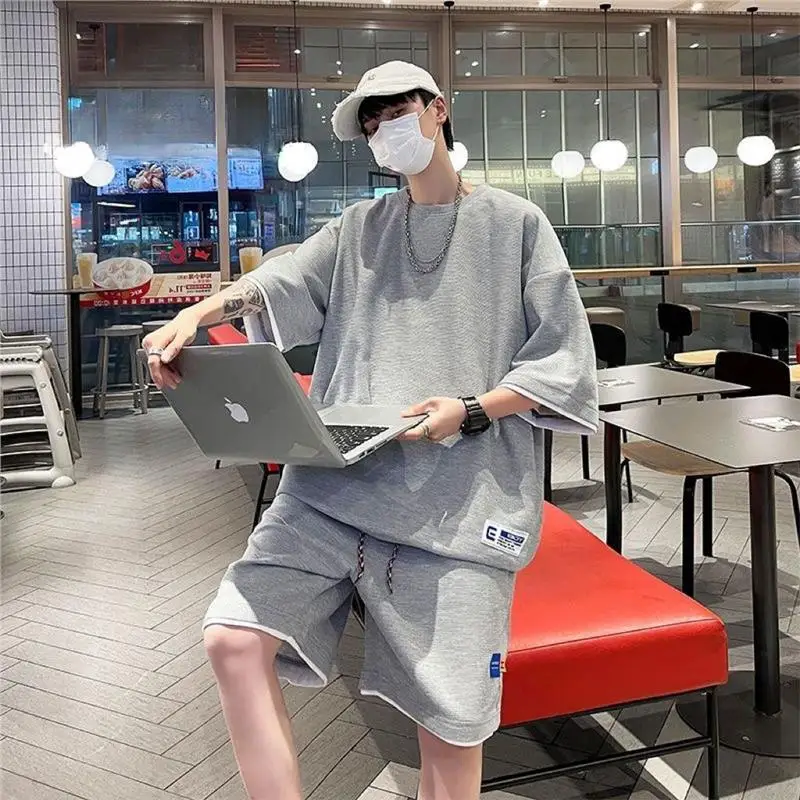 

Large Size Casual Sports Set ort Sve Two-Piece Suit for Men Summer Trendy Brand ort Pants T-irt Combo Spring Wear