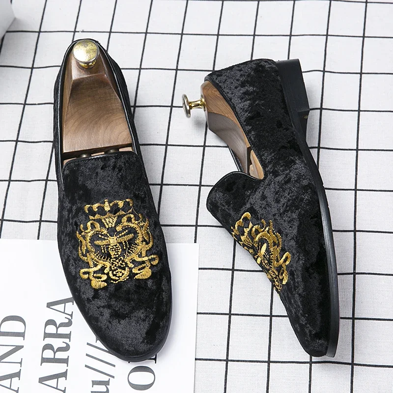 2024 Wedding Dress Shoes Casual Men Loafers New Big Size Lazy Peas Shoes Embroidery Moccasins Suede Leather Shoes Zapatos 48 47