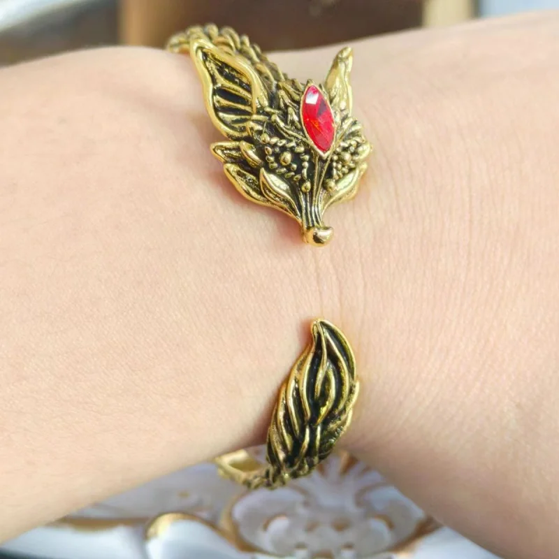 

Light Luxury Niche Design Fashionable Personality Charming Fox Retro Versatile Nine-Tailed Fox Bracelet Adjustable Open Design