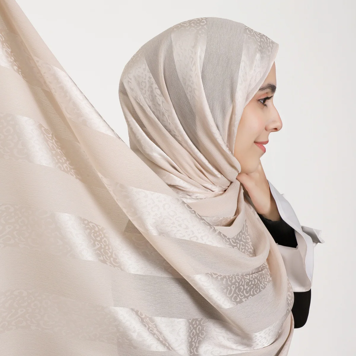 Elegante Muslimische Hijab Frauen Böhmischen Weichen Satin Islam Ramadan Hijabs Foulard Femme Schal Wrap Schal Kopftuch Bufanda Stirnband – Detail 10