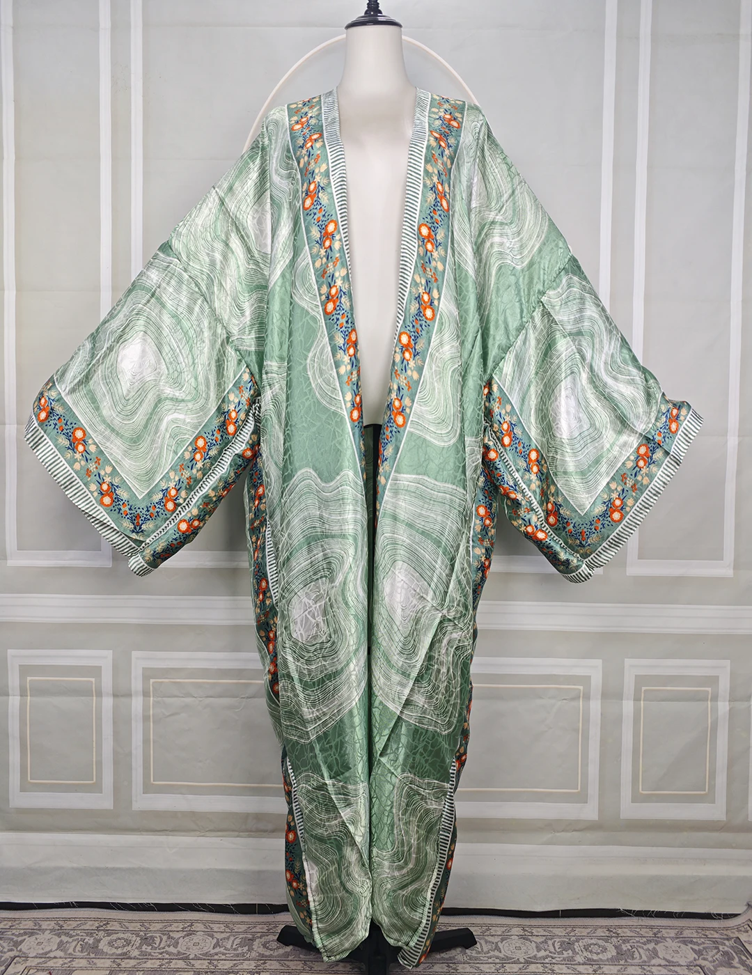 أزياء مسلمة مفتوحة الجبهة طويلة بالأزرار الصيف سيدة الأفريقية الحرير المطبوعة فضفاض الكيمونو زائد مثير سيدة ملابس الشاطئ التستر