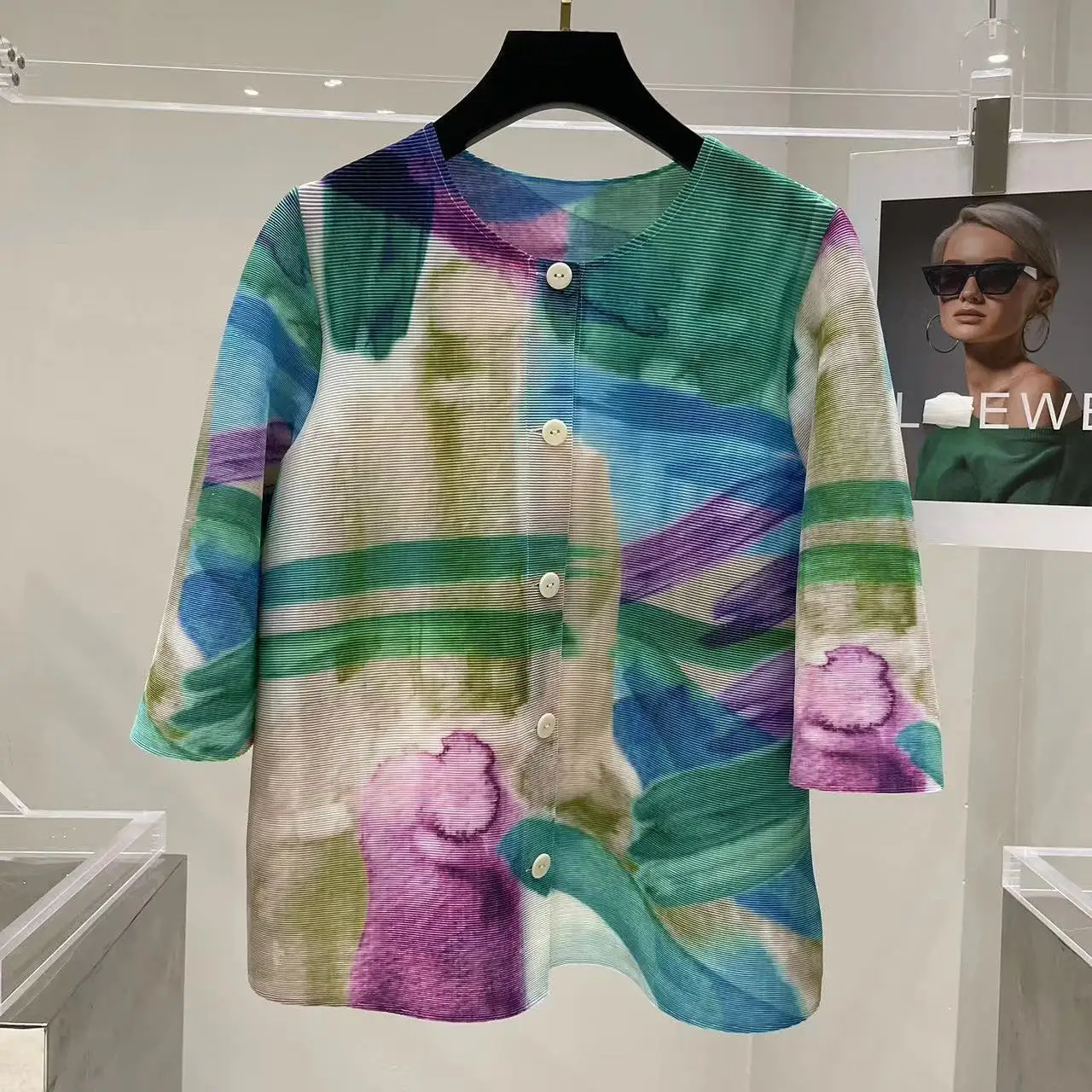 

2025 spring and summer new fold series single-breasted printing loose and thin meat covering super elastic mother set