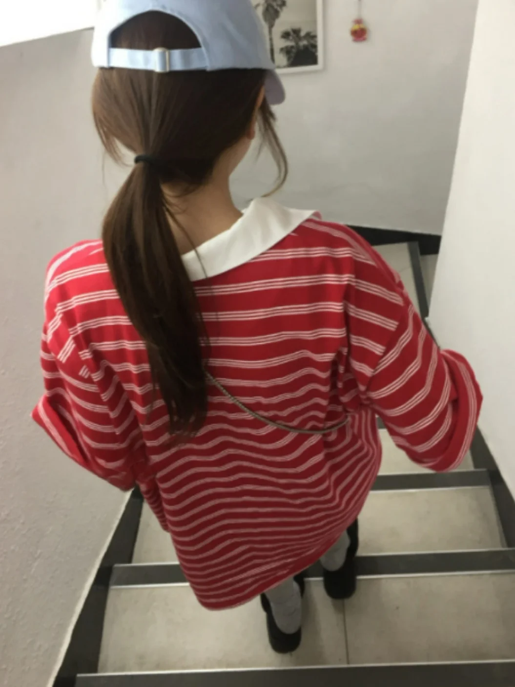 تي شيرت فضفاض كاجوال ort Sve مع ياقة رفيعة بتصميم مخطط كوري Sle بقصة مستقيمة للصيف للشابات