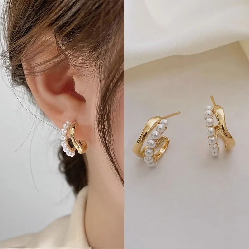 

Sweet Simple Temperament Circle Pearl Earrings for Women Metal Korean Romantic Wedding Jewelry