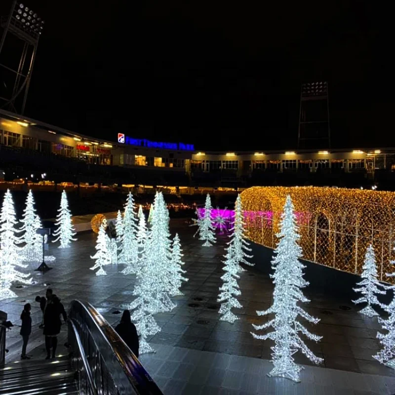 custom.2024 customized led outdoor lighted sculptures led 2m 4m cone shape tree motifs lights for holiday dis