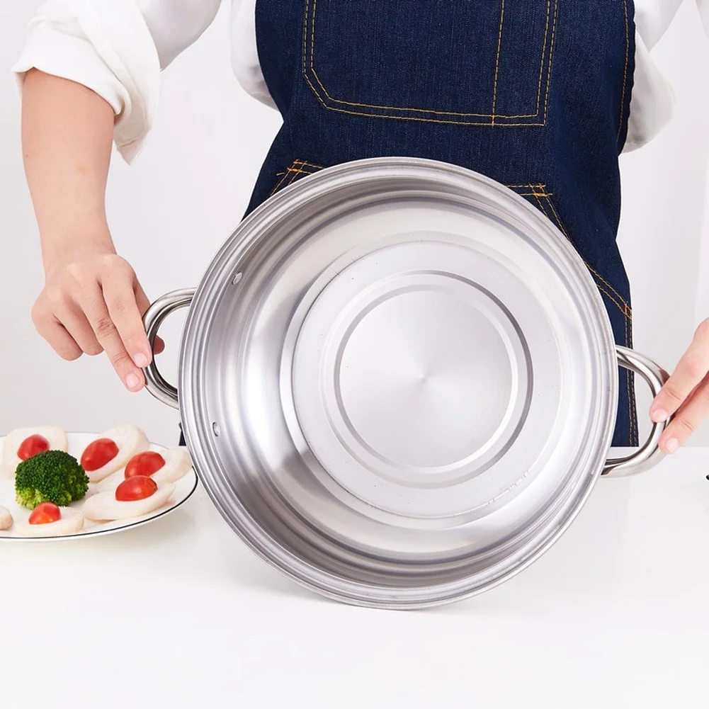 304 Stainless Steel Steamer with Two Steaming Levels 30x30x19.5cm Built for Durability and Efficient Heat Transfer