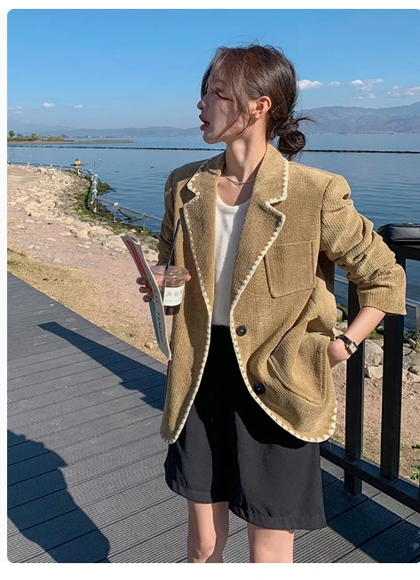 Vintage Corduroy Women's Suit Jacket Spring and Autumn 2024 Korean Style Chic Fashion Blazer High-end Silhouette Casual Suit Top