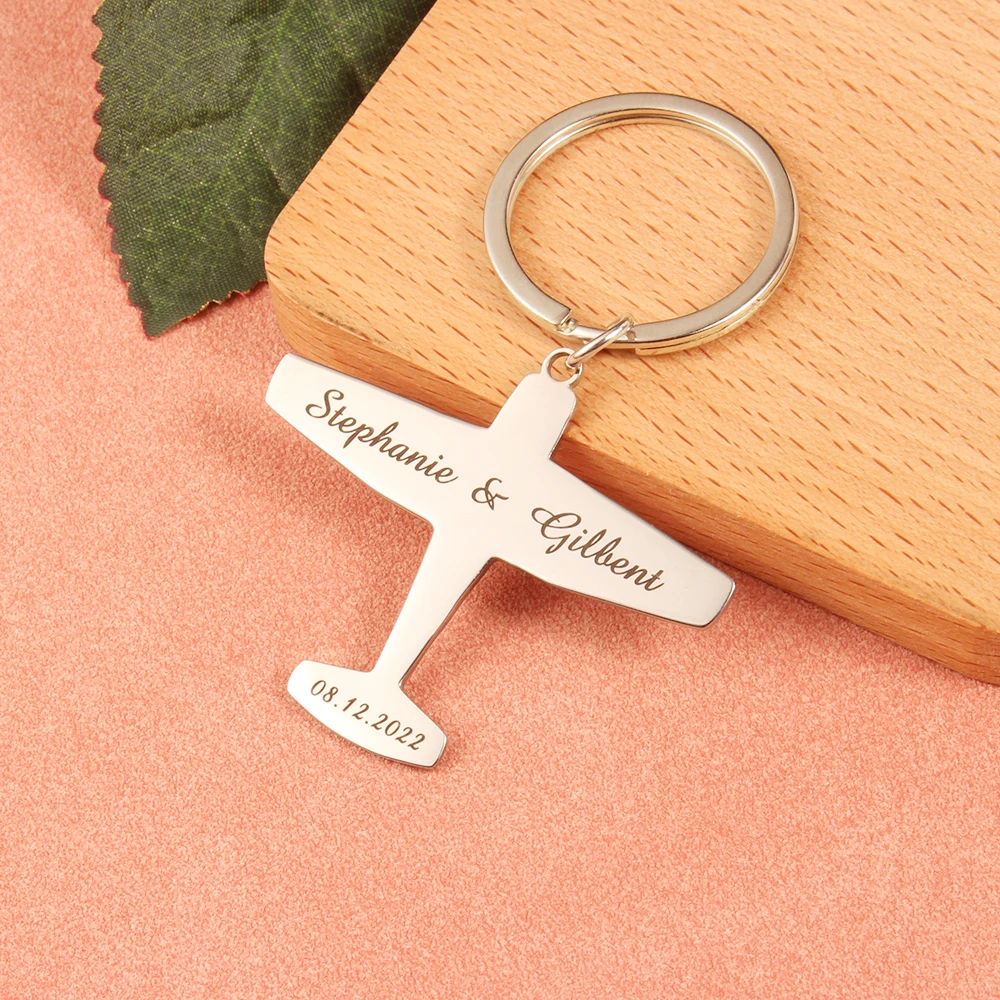 Custom Name And Date Laser Engraving Airplane Keychain Birthday Gifts Fashion Stainless Plane Key Chain Wedding Gifts For Guests