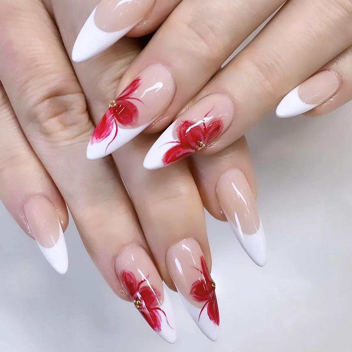 24Pcs French Print Red Maple Leaf Fake Nails Press on Almond Long Full Cover Nail Tips Wearable Finished Fingernails Nail Art