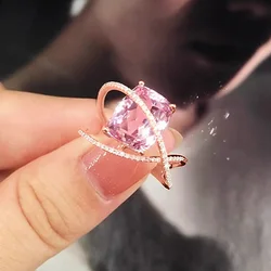 Huitan New Arrival Fashion Design Ring Female Wedding Band Bright Pink Zirconia Finger Jewelry Chic Accessories for Engagement