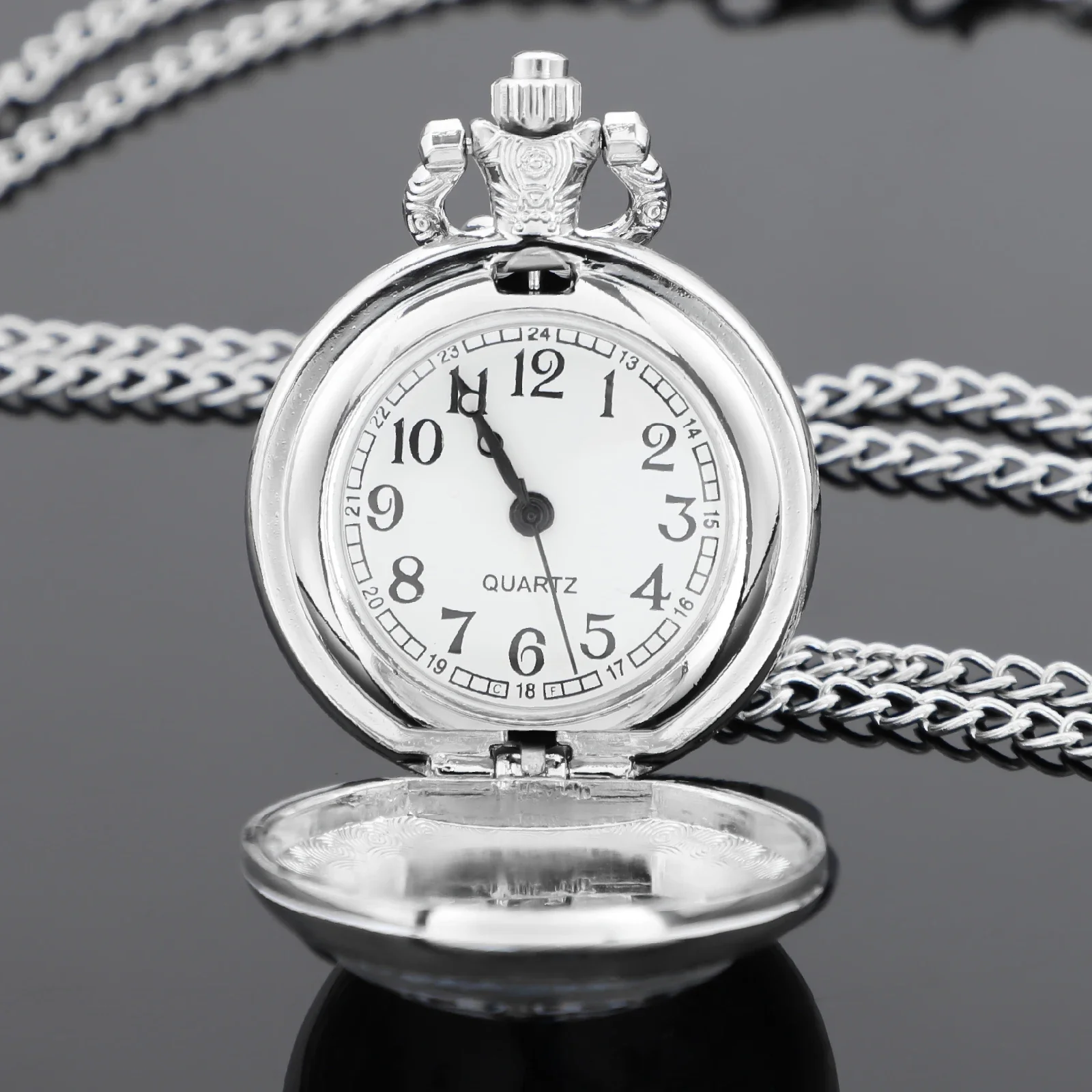 Fashion Silver Stainless Steel Arcane Jinx Design Glass Dome Quartz Pocket Watch Necklace Women Jewelry Pendant Chain