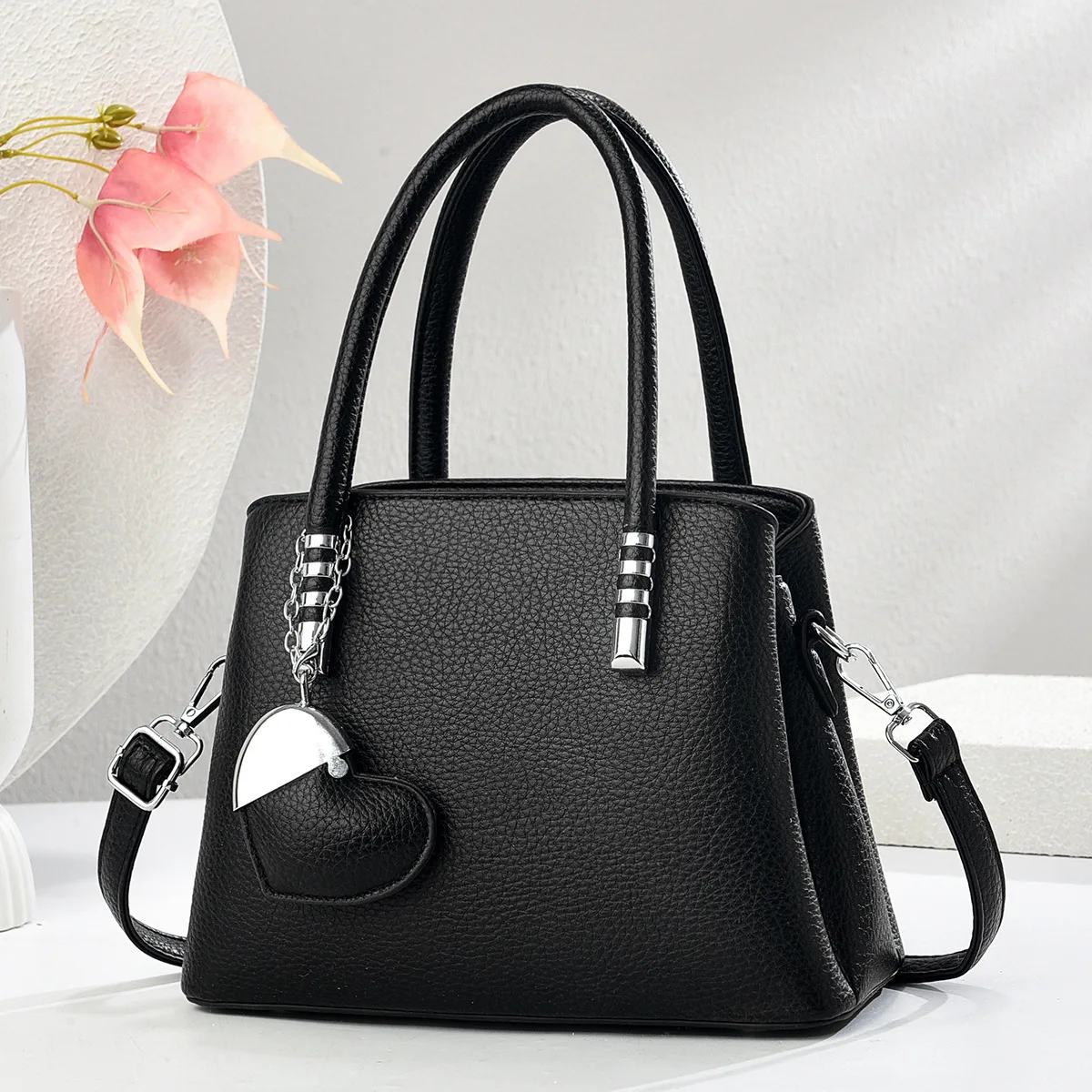 

Large Capacity Tote Bag for Women 2025 Commuter Bag Single Shoulder Bag College Student Class New Style Soft PU Leather