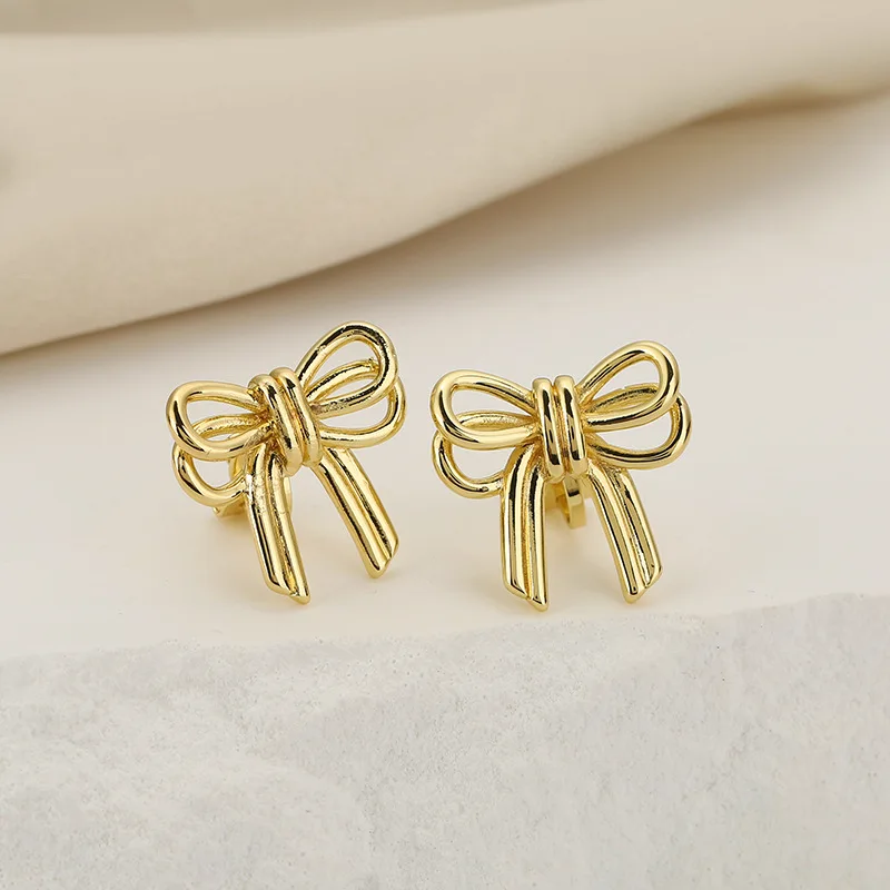 New Clear Sweet Butterfly Knot Earstuds Ins Extremely Simple Style Ear Studs Birthday Jewelry Gift 2024