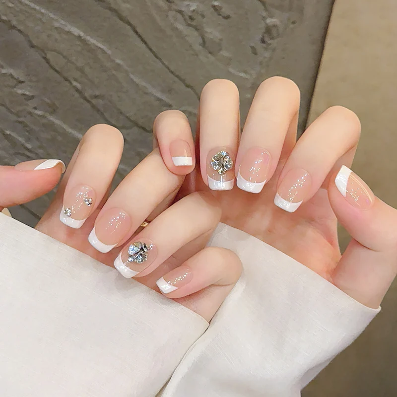 

10pcs White French Fake Nail Short Square Nail With Glitter Rhinestone Fashion Wearable False Nails Full Cover Press on Nails