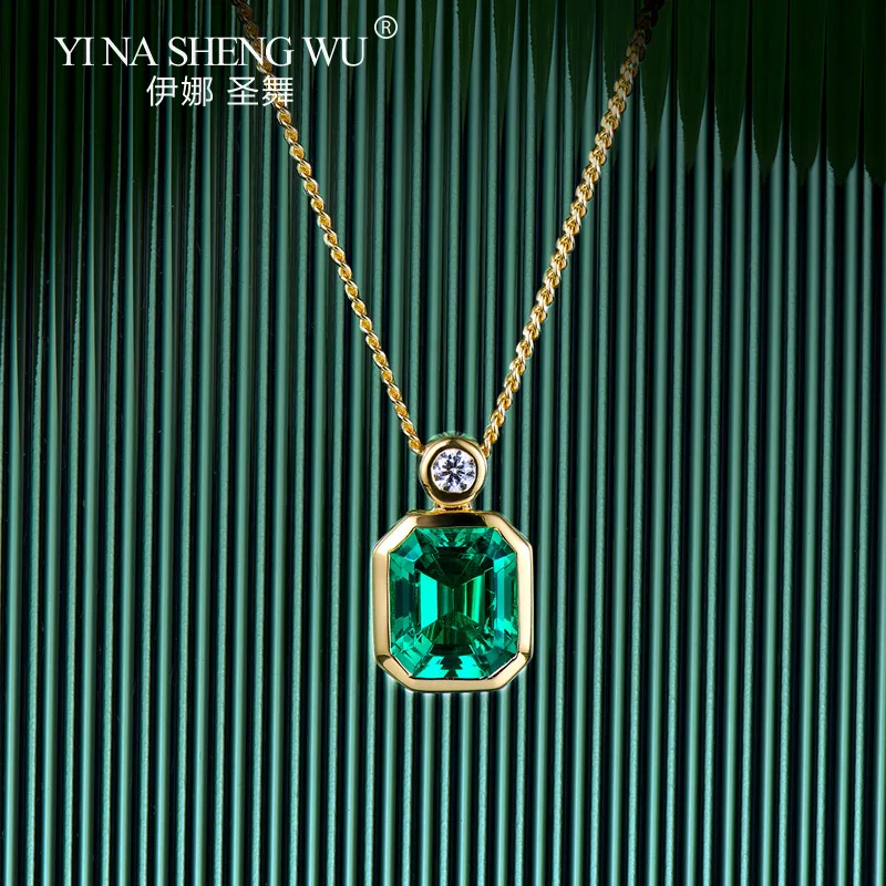 Inlaid emerald square necklace high-end fashion temperament pendant sweet light luxury style niche design women's necklace