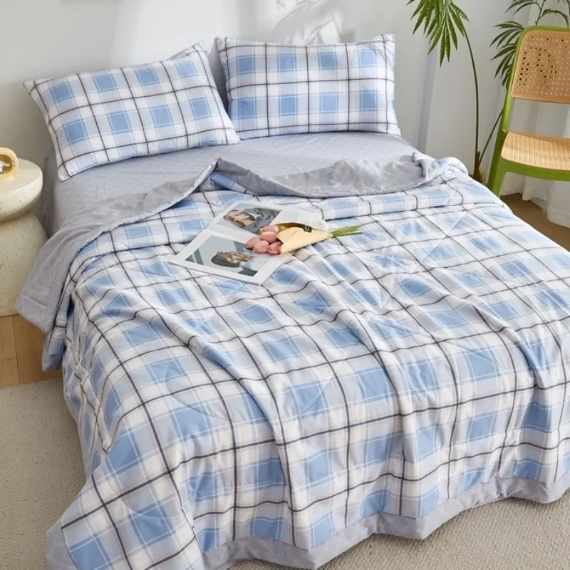 New printed Xinjiang cotton summer cool quilt machine washable thin quilt four-piece set universal in spring and autumn