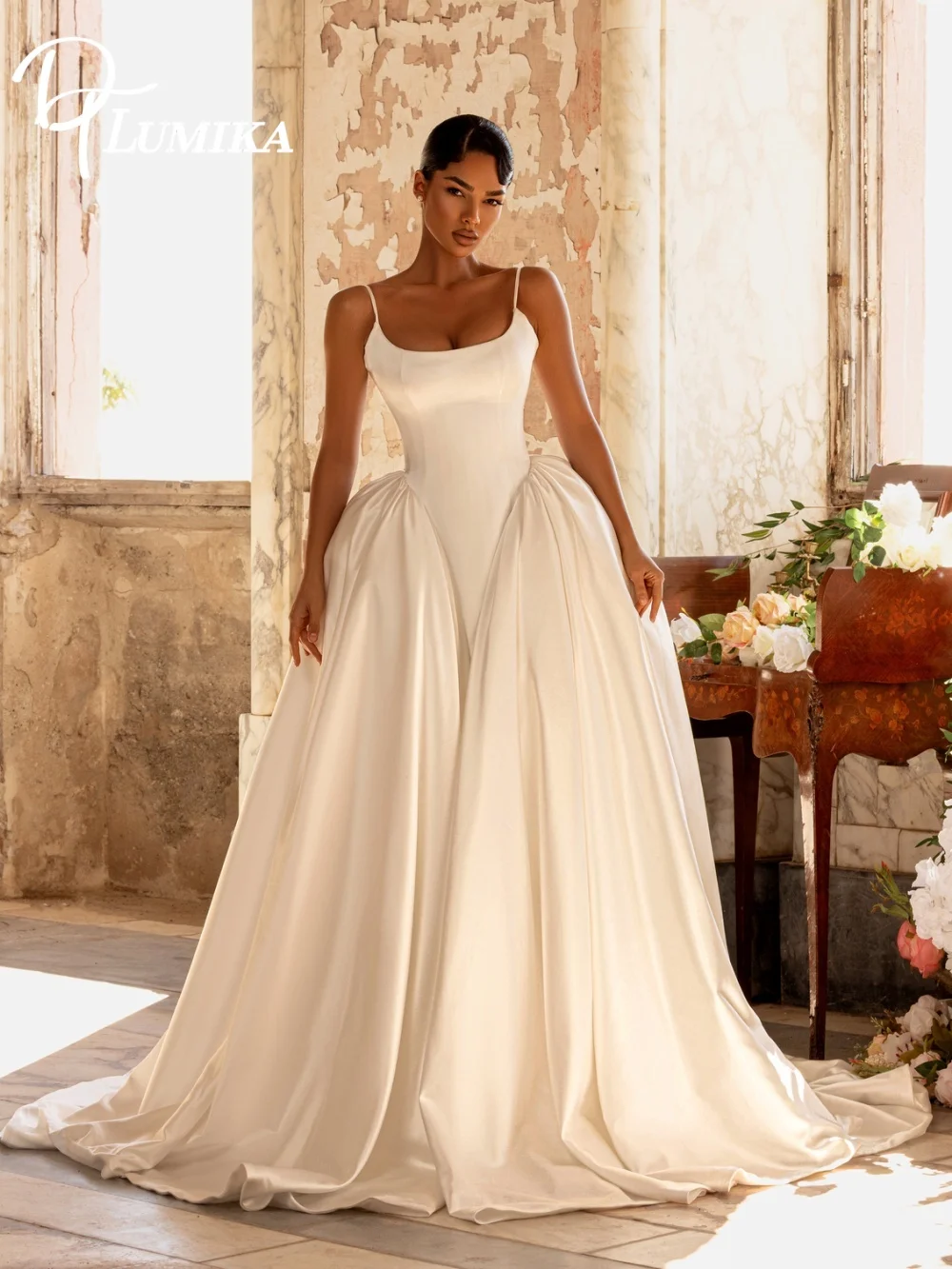 Elegancka suknia ślubna na ramiączkach spaghetti z satyny, romantyczna, z dużym, zwiewnym dołem, słodka suknia balowa, długa suknia ślubna do ziemi, szata.