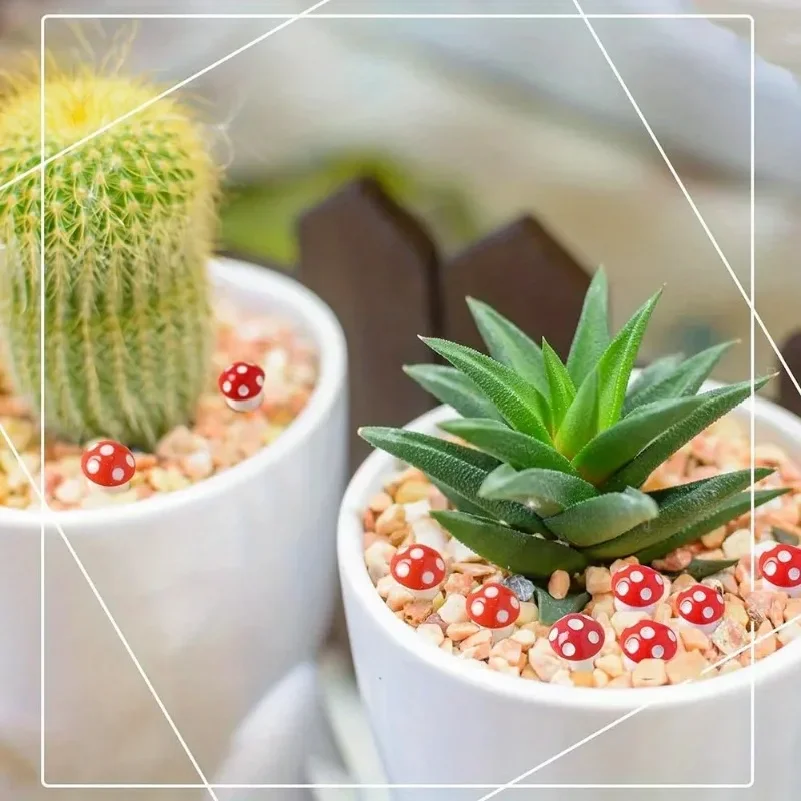 50Pcs Tiny Resin Mushroom Mini Mushrooms Miniature Figurines for Micro Garden Landscape Terrarium