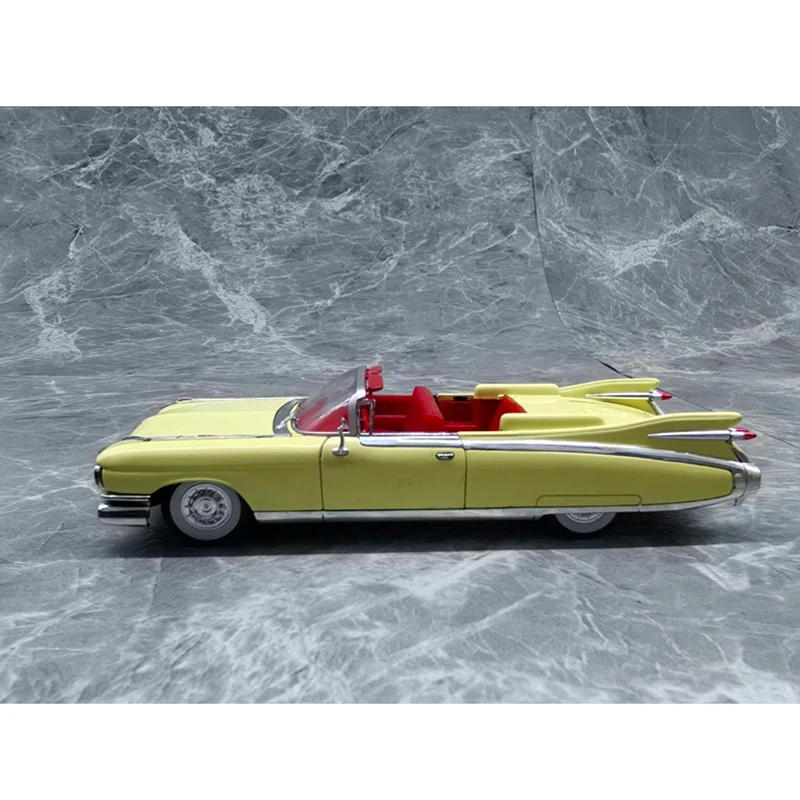 

Maisto распроданная литая под давлением сплав 1/32 трансформируемая модель автомобиля классический сувенирный подарок статический дисплей